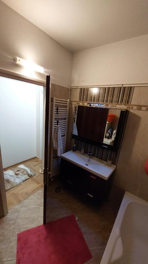 Το Σπιτικό Της Μαρίας Apartment Maniakoi  Exterior photo