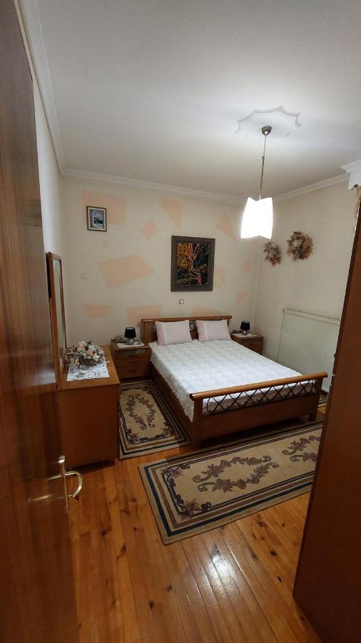 Το Σπιτικό Της Μαρίας Apartment Maniakoi  Exterior photo